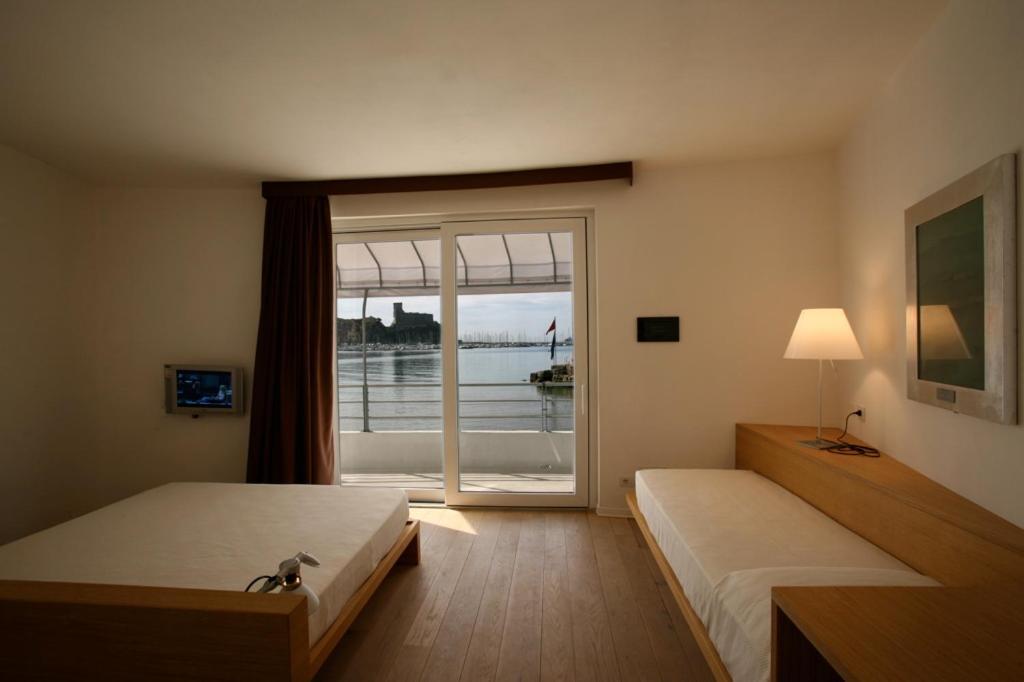 Triple Room Sea View,17547974:JPEG